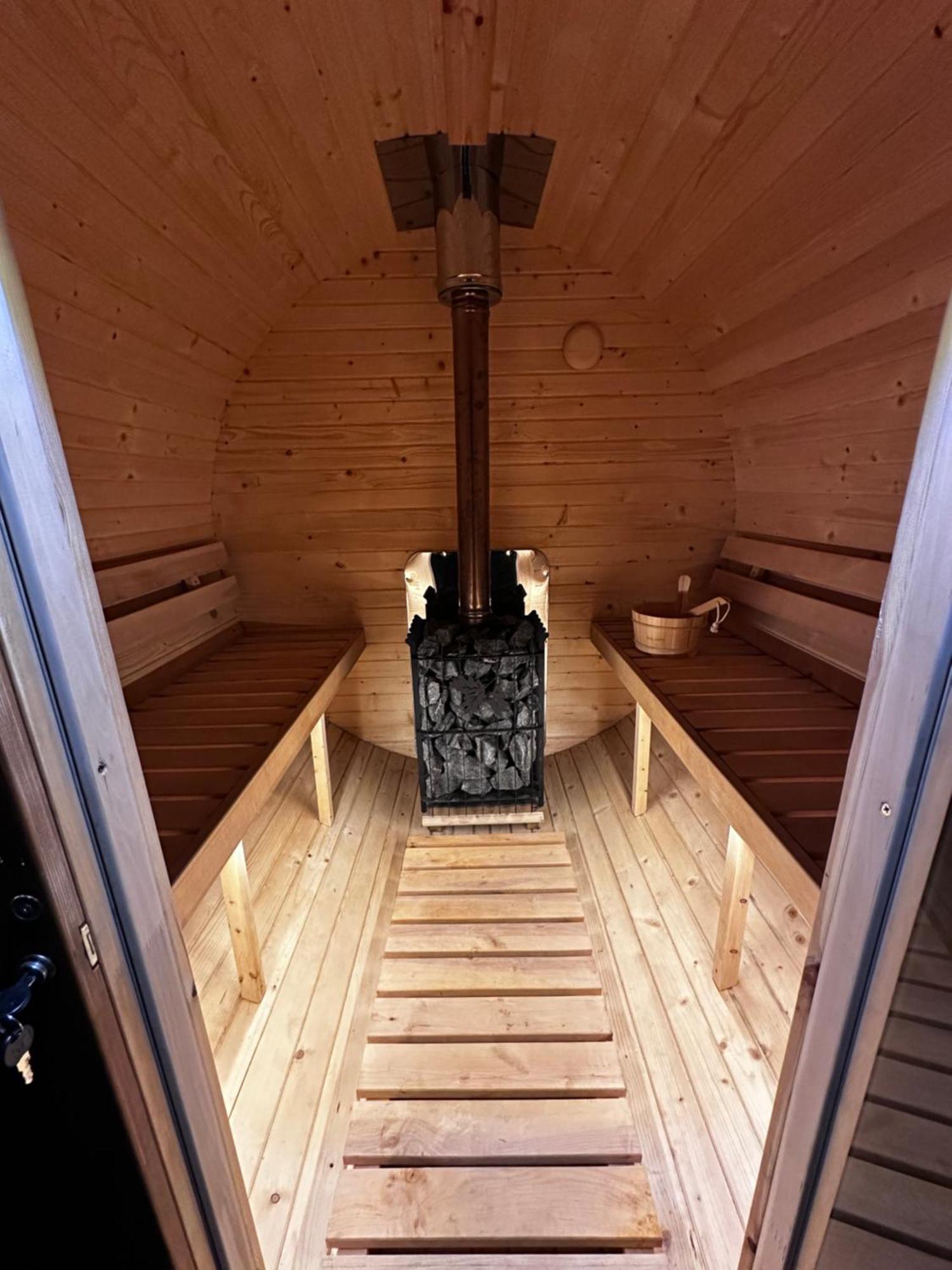Apartament Pod Wzgorzem Z Sauna, Jacuzzi I Basenem 쿠도바-즈루이 외부 사진