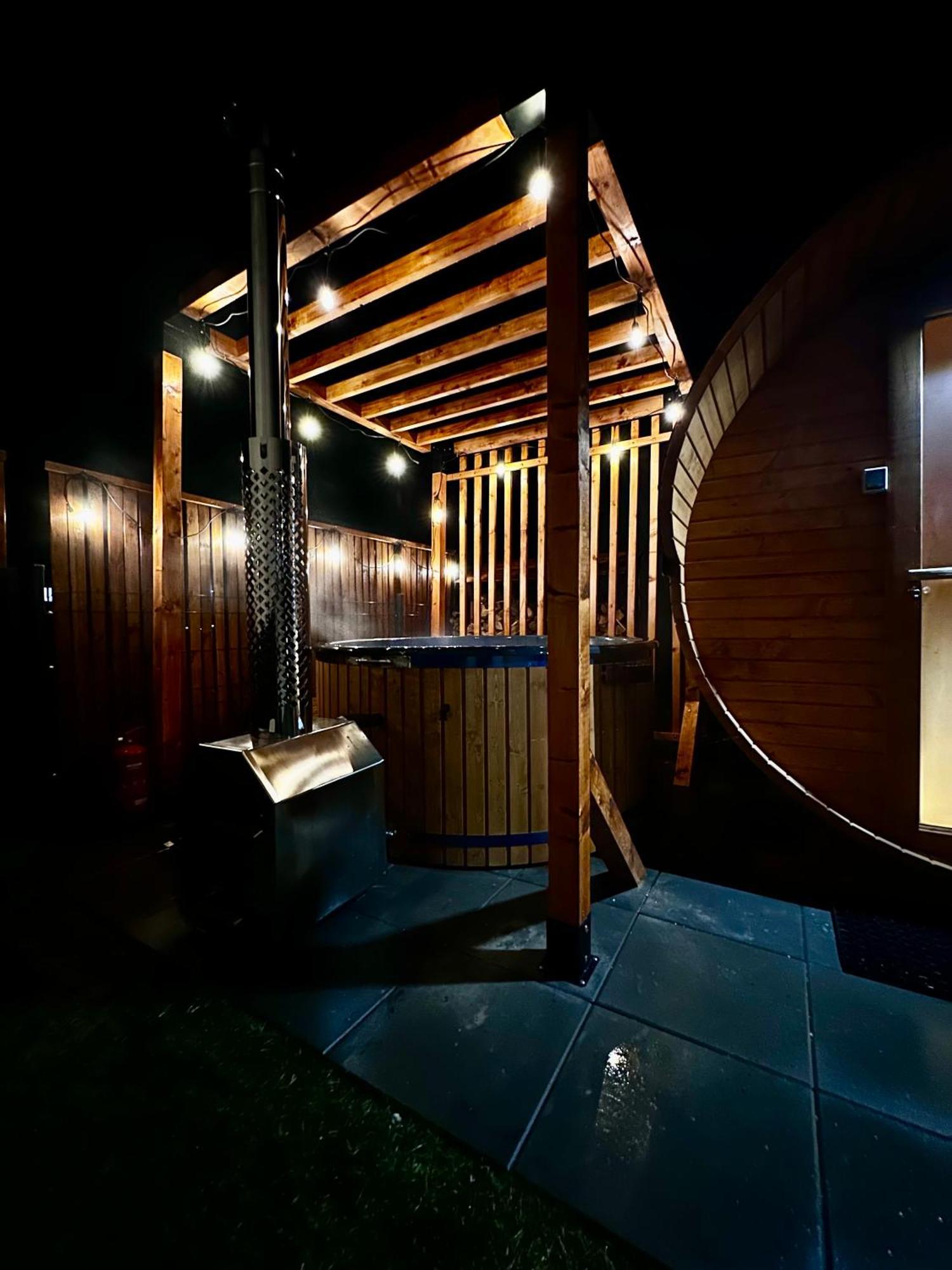 Apartament Pod Wzgorzem Z Sauna, Jacuzzi I Basenem 쿠도바-즈루이 외부 사진